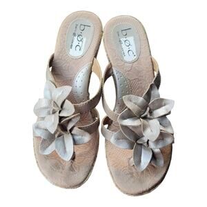 BOC Born Concept Women’s Size 7 US Leather Cork Wedge Floral‎ Slip On Sandals